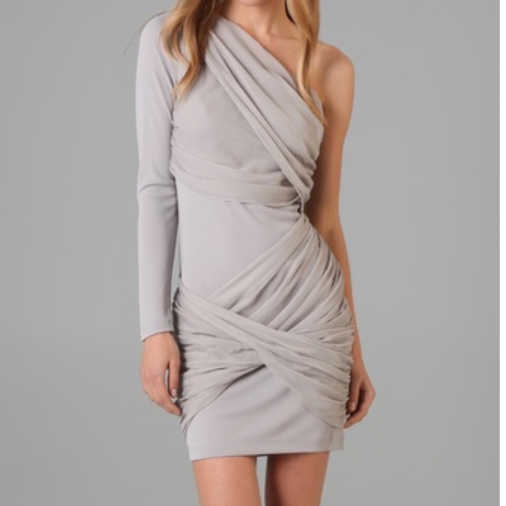 NWT Light Gray Alice + Olivia one sleeve dress ๐ - Picture 2 of 6